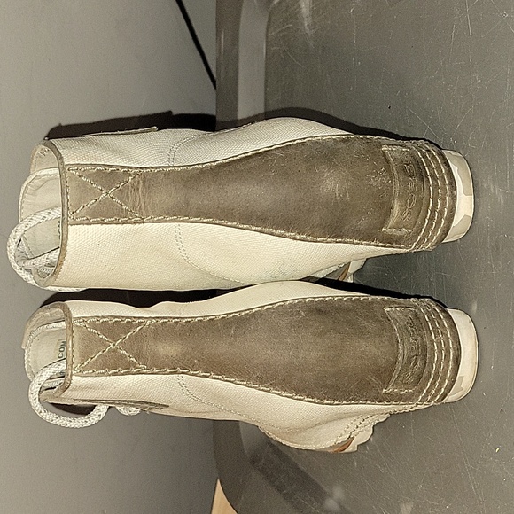 Sorel PDX 1964 Premium Hidden Wedge Boots Waterproof Brown Beige Women’s 8.5 - Picture 2 of 7